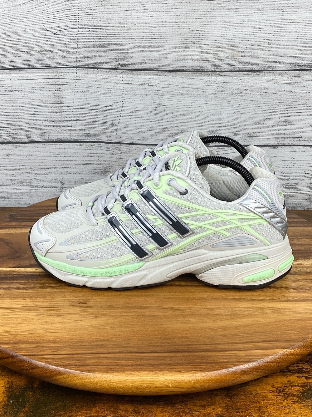 adidas Adistar Cushion 3 Grey Semi Green Spark Shoes IE8422 Women’s Size 8.5